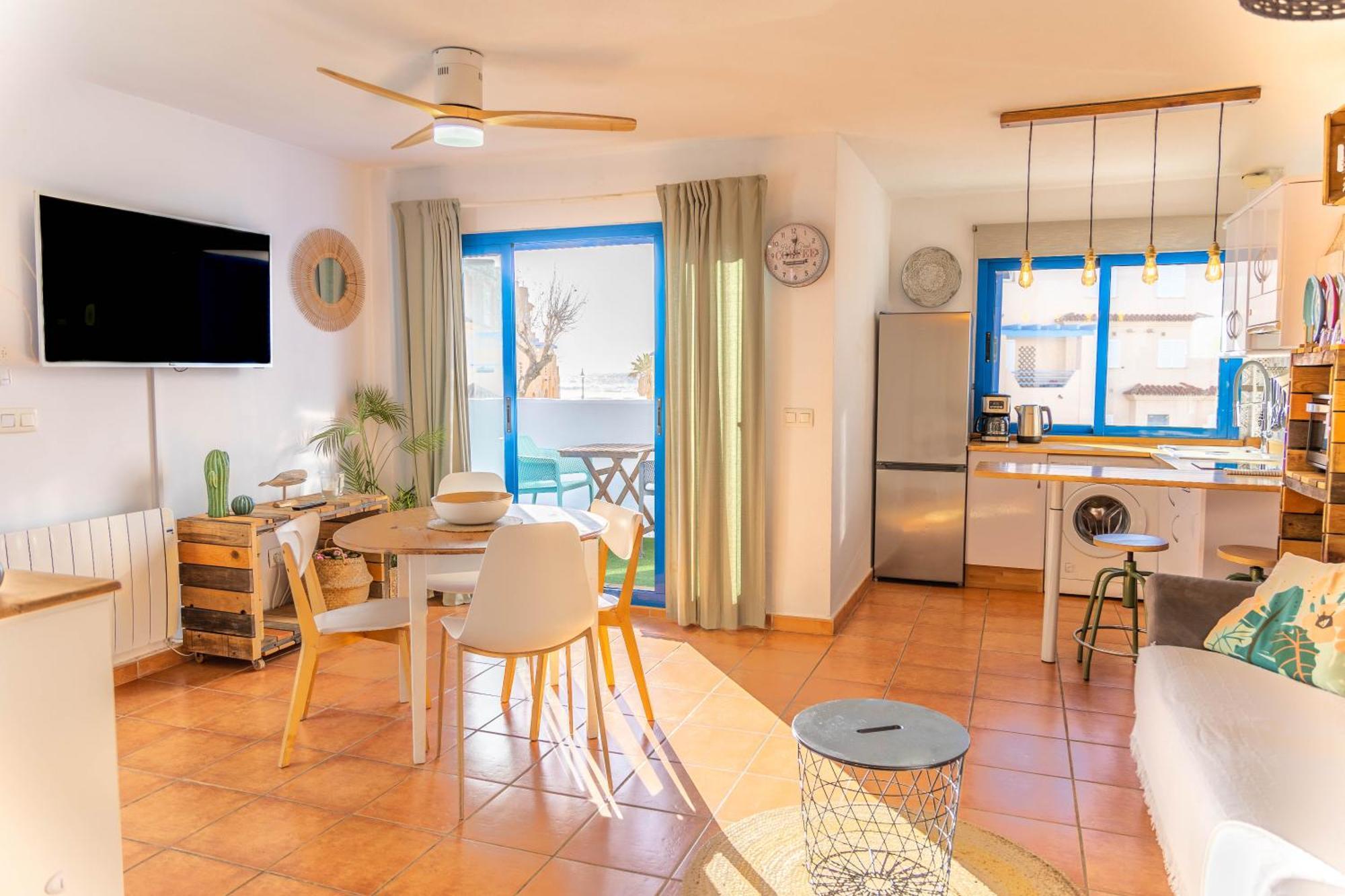 Tarifa Cozy House - Beach View & Balcony Kültér fotó